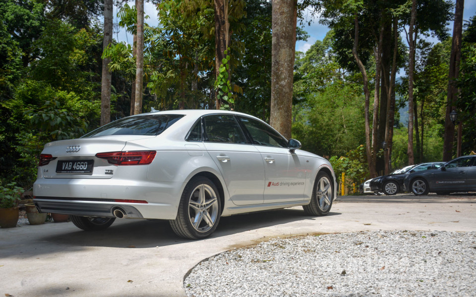 Audi A4 B9 (2016) Exterior