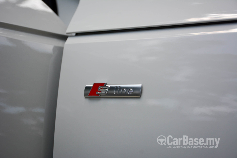Audi A4 B9 (2016) Exterior