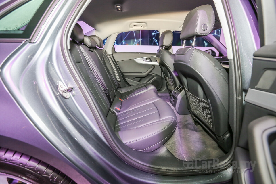 Toyota Innova AN140 (2016) Interior