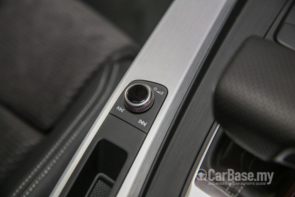 Audi A4 B9 (2016) Interior