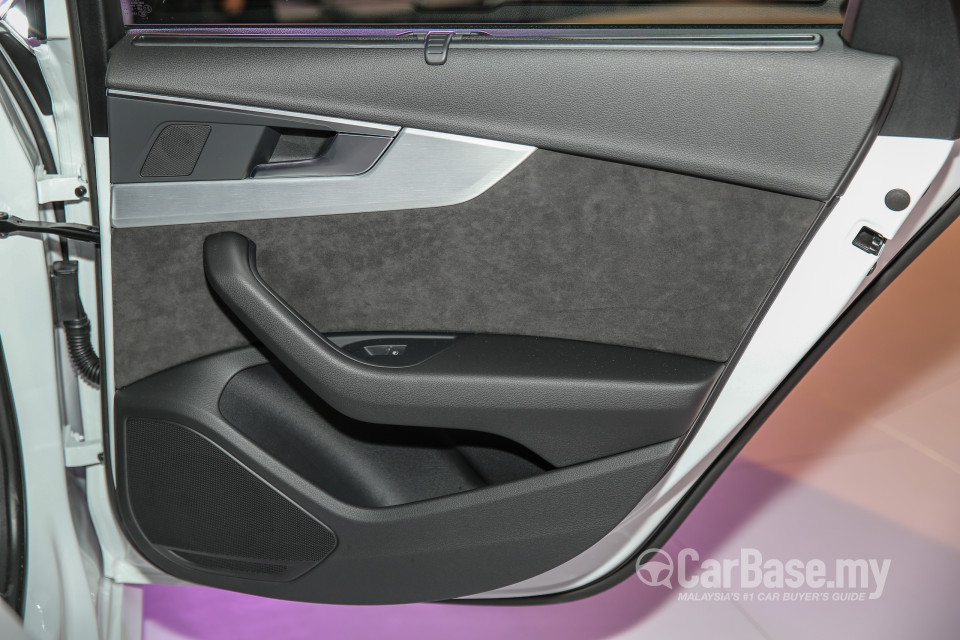 Audi A4 B9 (2016) Interior