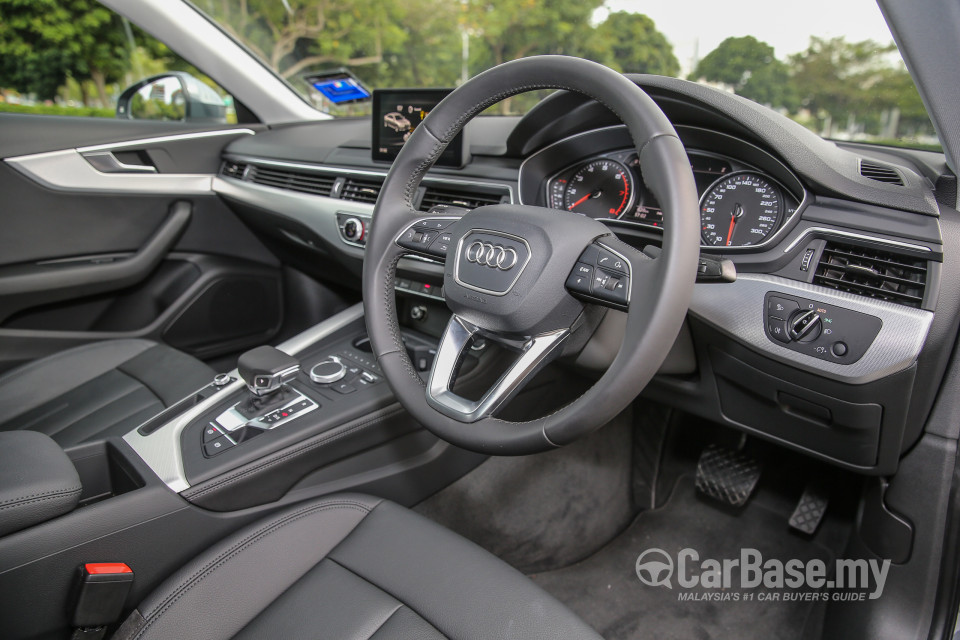 Audi A4 B9 (2016) Interior