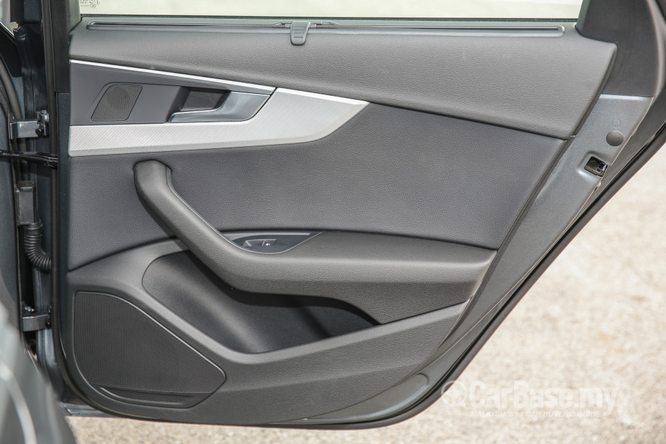 Audi A4 B9 (2016) Interior