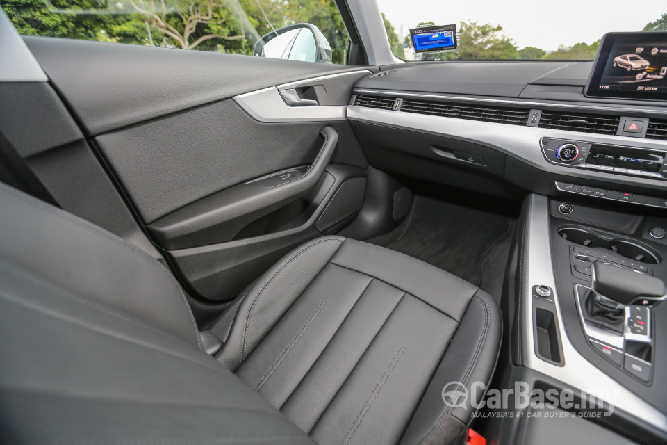 Audi A4 B9 (2016) Interior