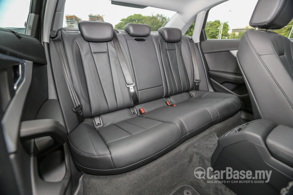 Audi A4 B9 (2016) Interior
