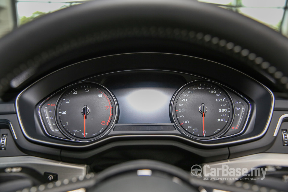 Audi A4 B9 (2016) Interior