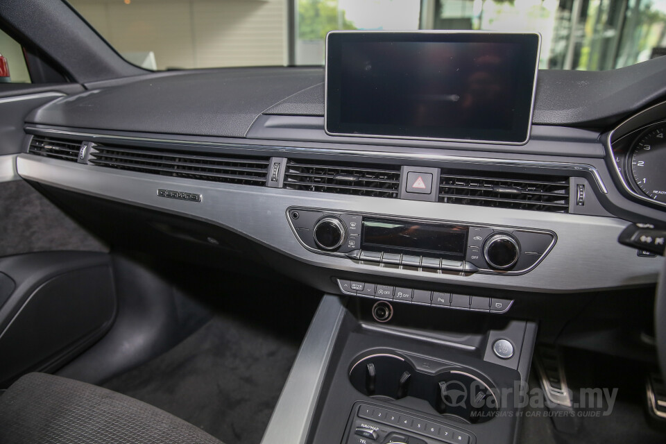 Mazda MX-5 ND (2015) Interior