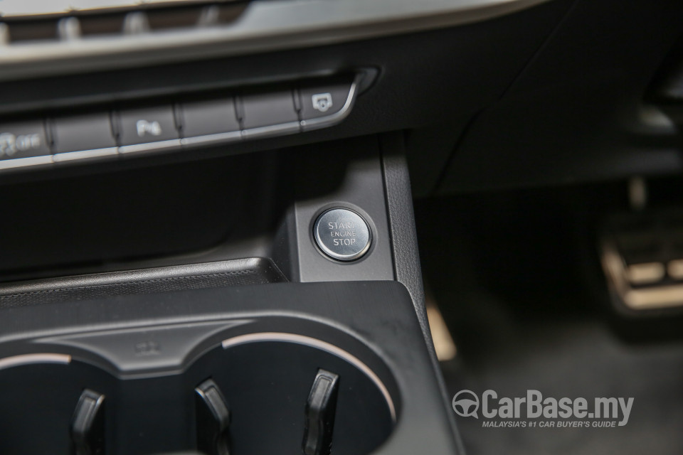 Audi A4 B9 (2016) Interior