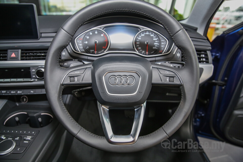 Nissan Navara D23 Facelift (2021) Interior