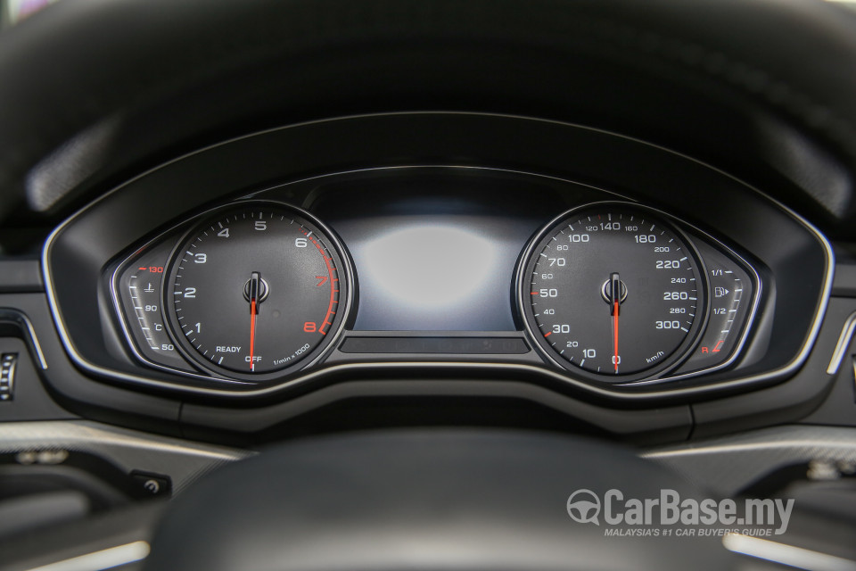 Audi A4 B9 (2016) Interior