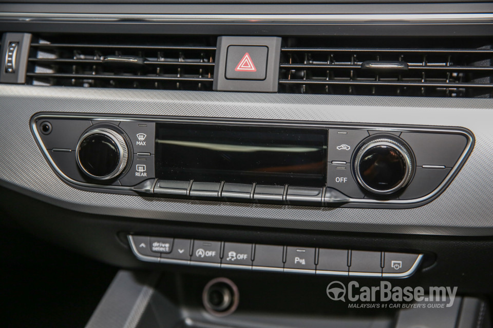 Audi A4 B9 (2016) Interior