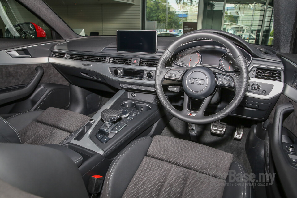 Mercedes-Benz AMG C-Class W205 AMG Facelift (2018) Interior