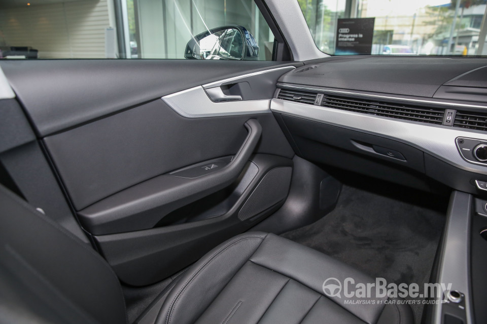 Audi A4 B9 (2016) Interior