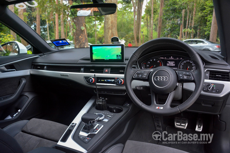 Audi A4 B9 (2016) Interior