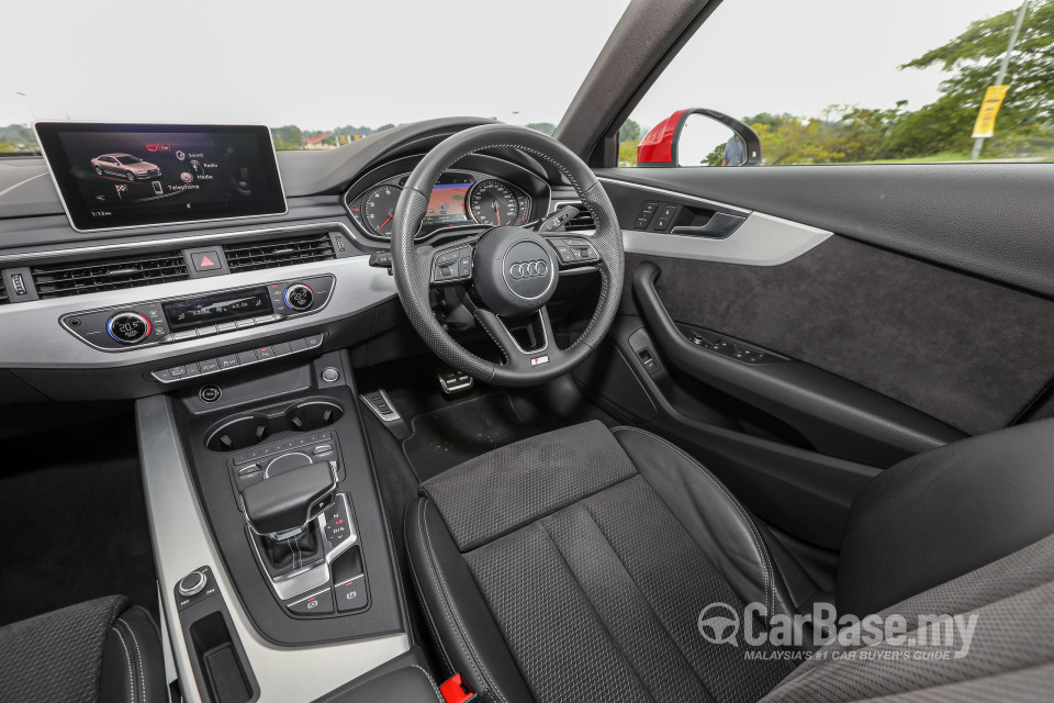 Audi A4 B9 (2016) Interior