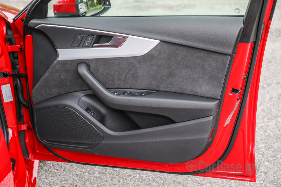 Mazda MX-5 ND (2015) Interior