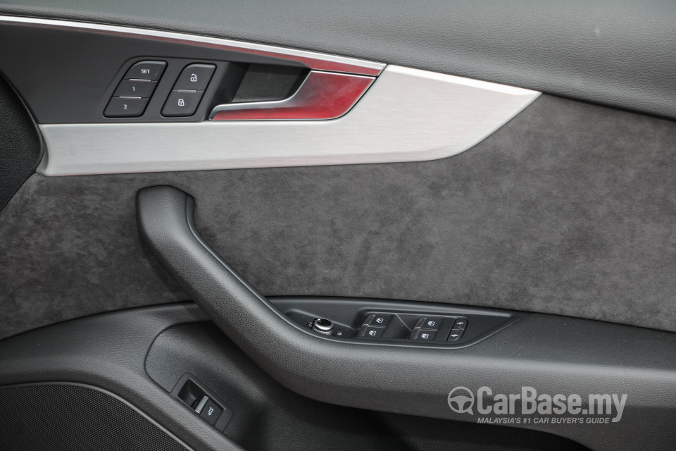 Audi A4 B9 (2016) Interior