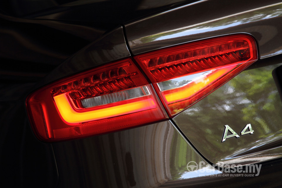 Audi A4 B8 Facelift (2012) Exterior