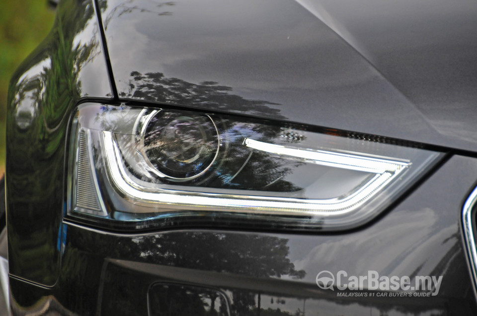 Audi A4 B8 Facelift (2012) Exterior