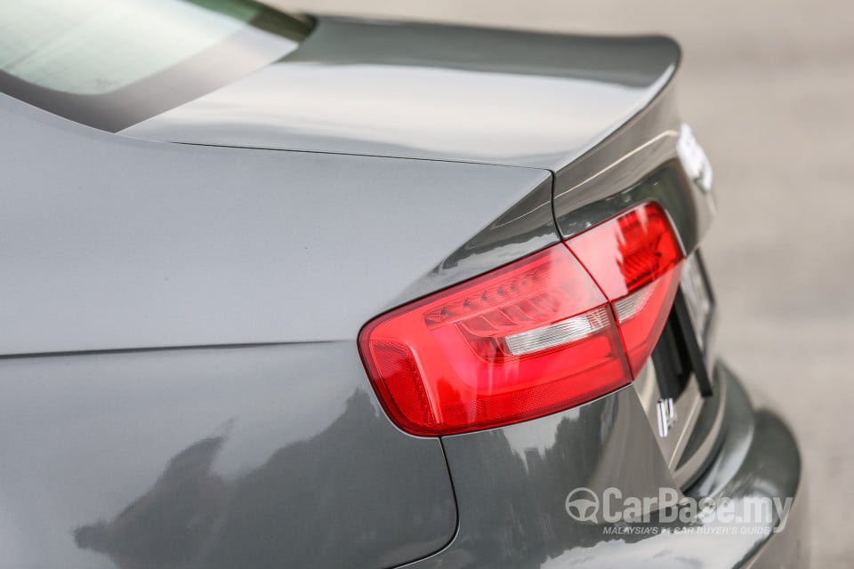 Audi A4 B8 Facelift (2012) Exterior