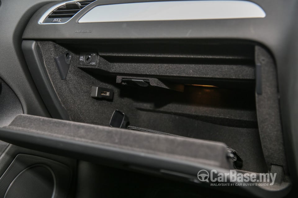 Audi A4 B8 Facelift (2012) Interior