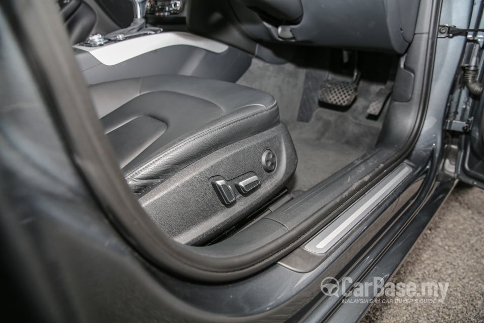 Audi A4 B8 Facelift (2012) Interior