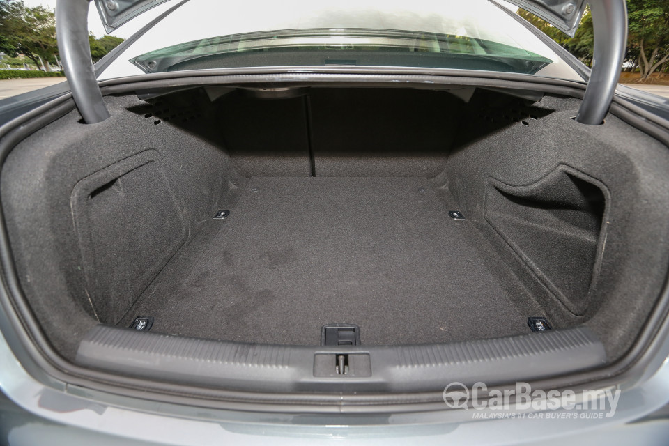 Audi A4 B8 Facelift (2012) Interior