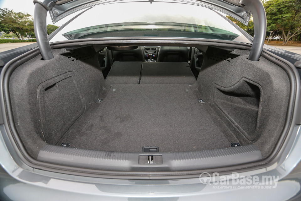 Audi A4 B8 Facelift (2012) Interior