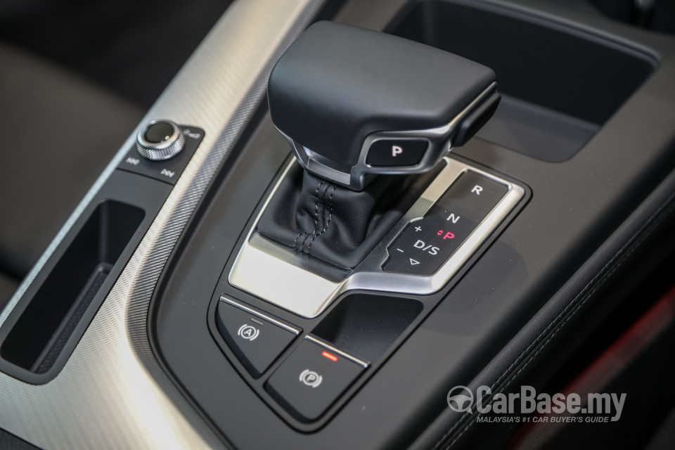 Audi A4 B9 Facelift (2021) Interior