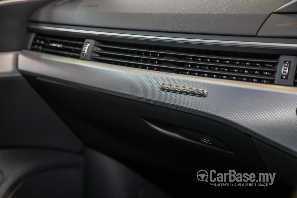 Audi A4 B9 Facelift (2021) Interior