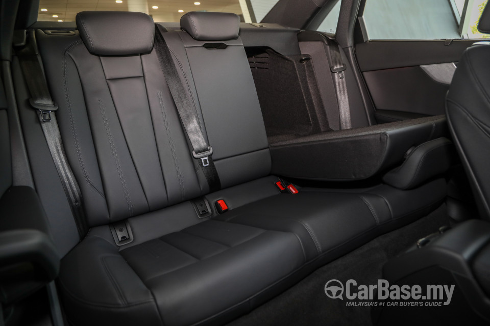 Audi A4 B9 Facelift (2021) Interior