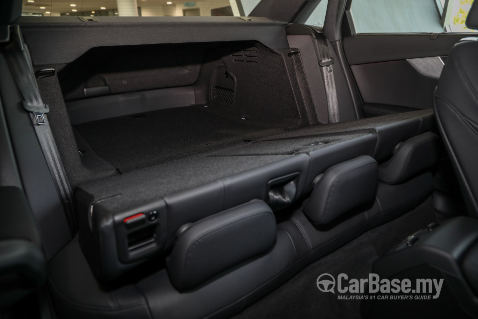 Audi A4 B9 Facelift (2021) Interior