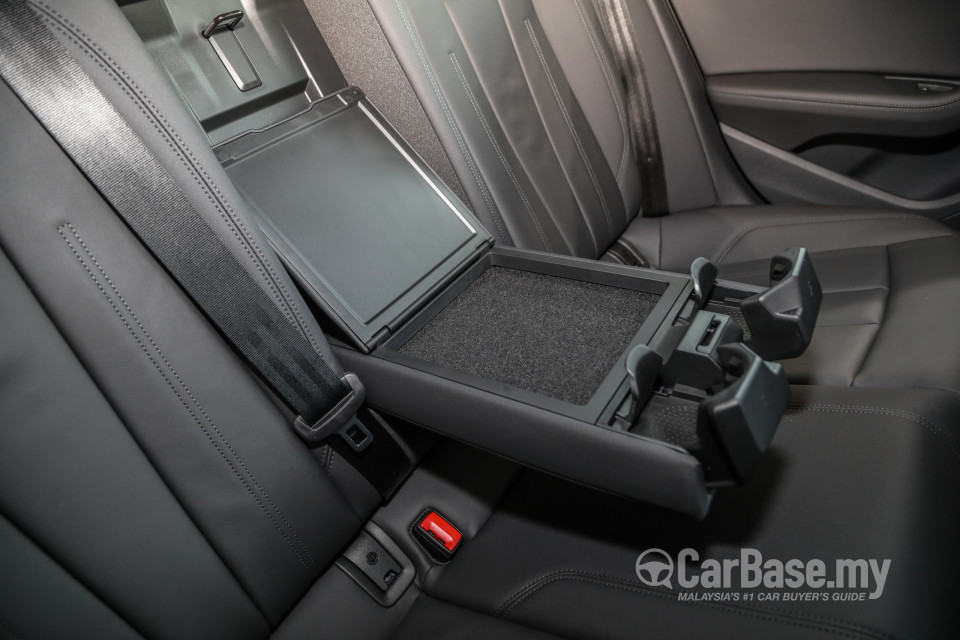 Audi A4 B9 Facelift (2021) Interior