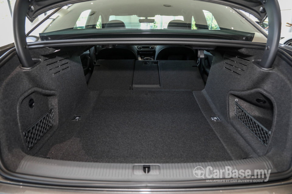 Audi A4 B9 Facelift (2021) Interior