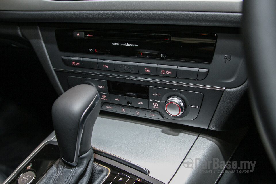 Mercedes-Benz SLC R172 Facelift (2016) Interior