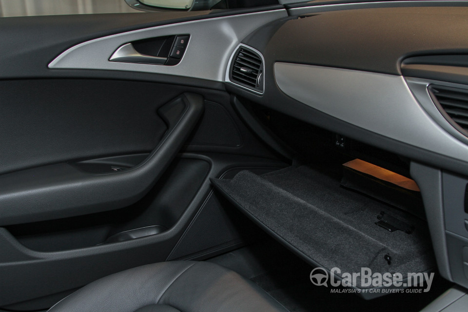 Audi A6 4G Facelift (2015) Interior