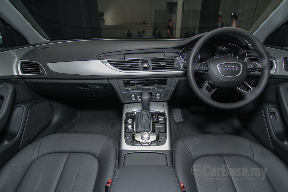 Kia Picanto JA (2018) Interior