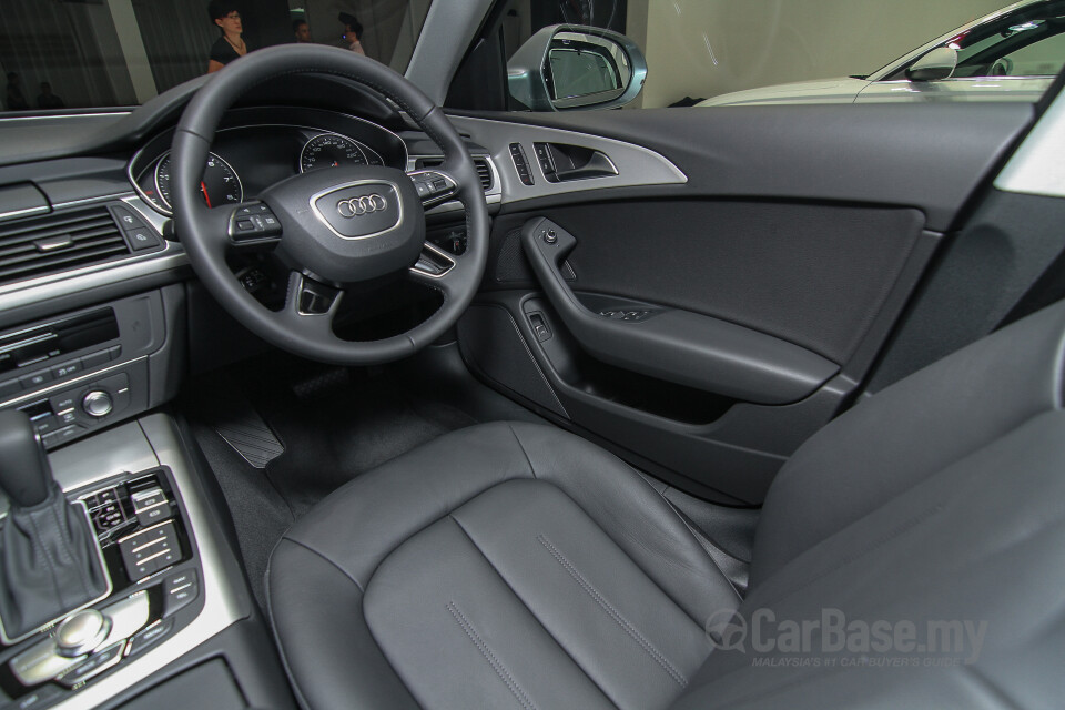 Mercedes-Benz SLC R172 Facelift (2016) Interior