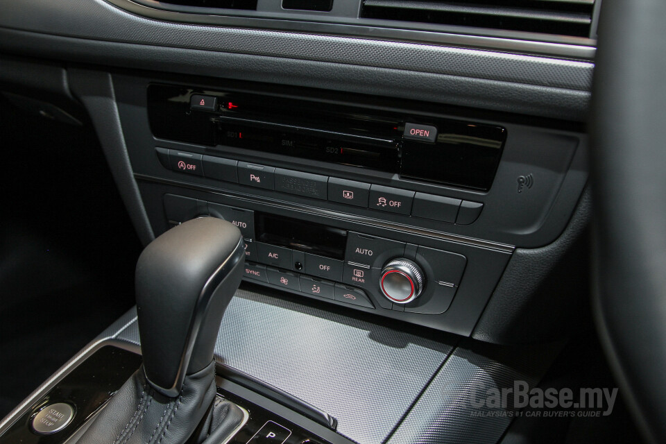 Lexus LS XF50 (2018) Interior