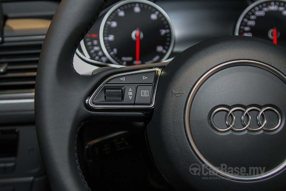 Mercedes-Benz SLC R172 Facelift (2016) Interior