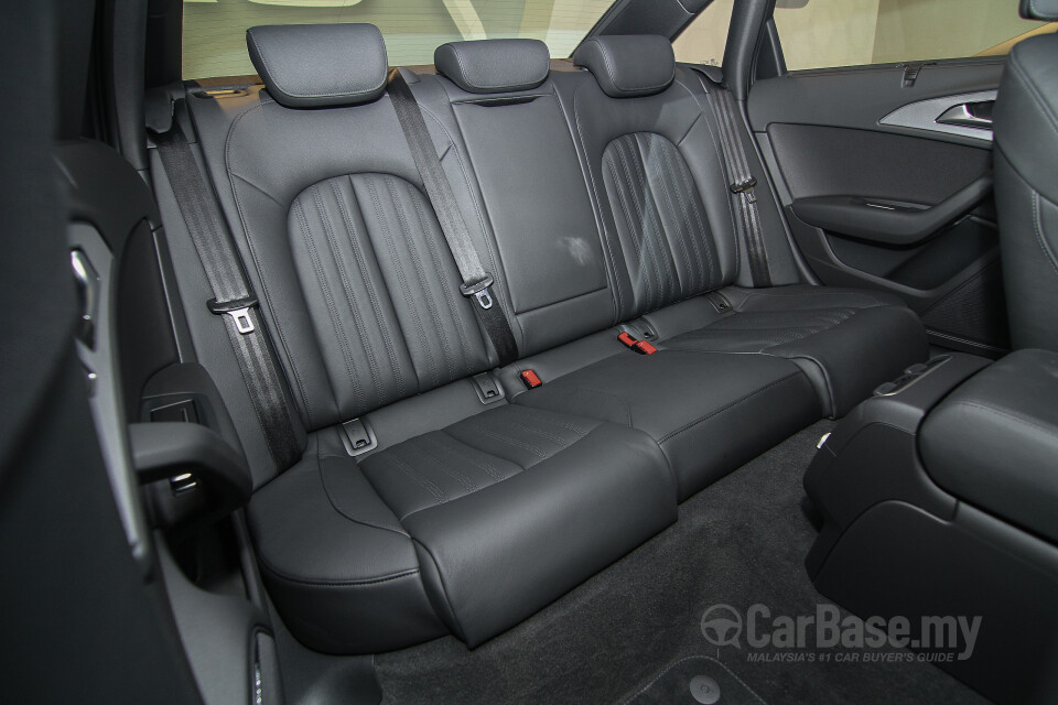 Chevrolet Cruze J300 (2012) Interior