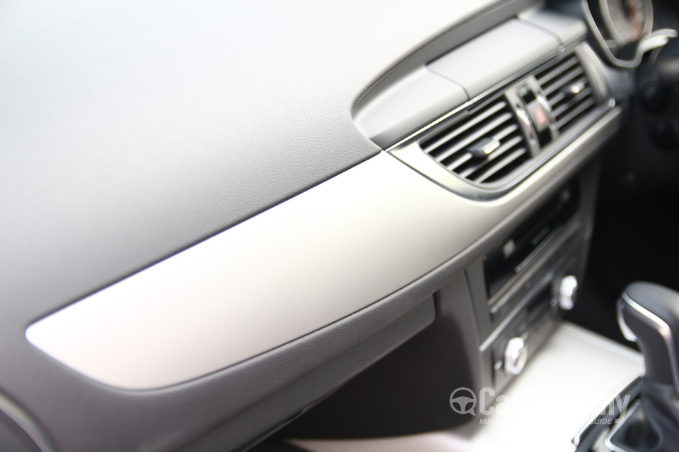 Audi A6 4G Facelift (2015) Interior