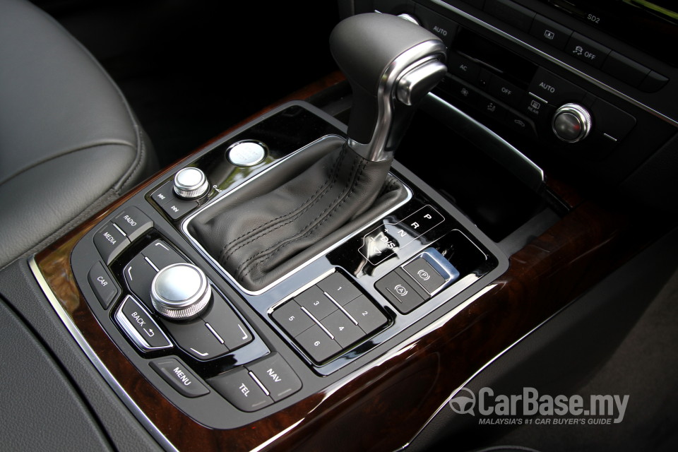 Audi A6 4G (2013) Interior