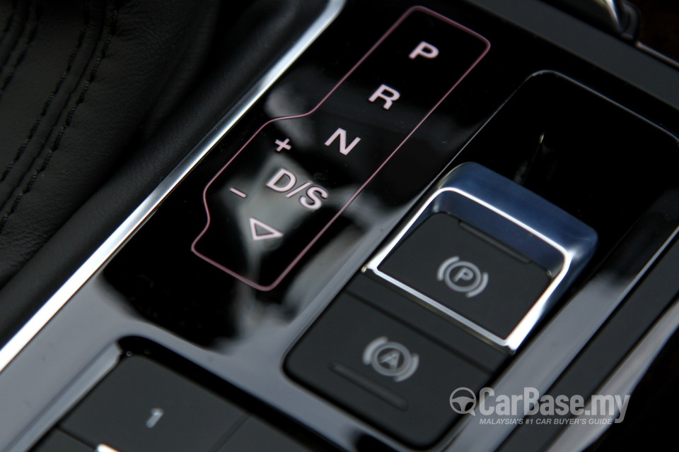 Audi A6 4G (2013) Interior