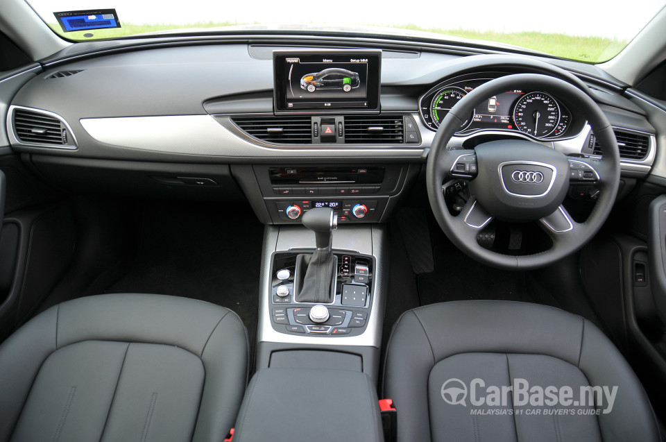 Audi A6 4G (2013) Interior