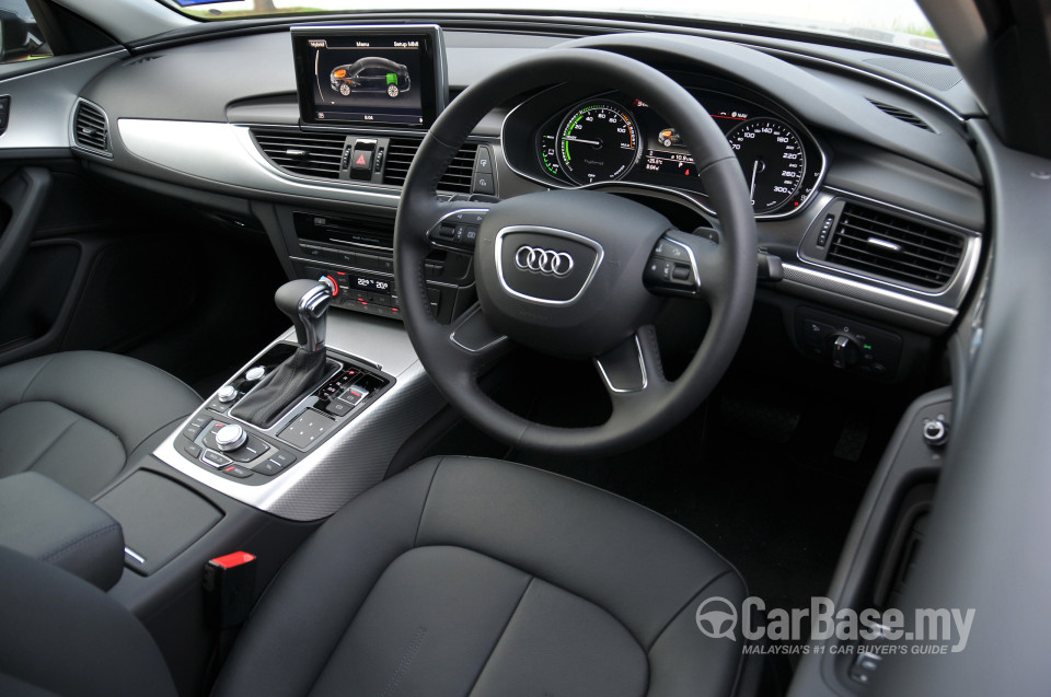 Audi A6 4G (2013) Interior