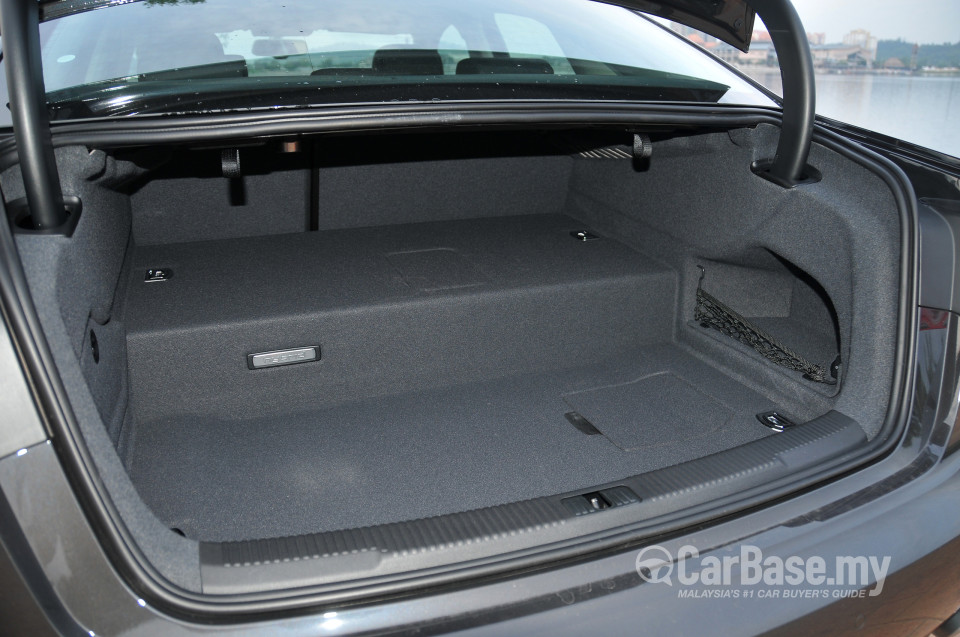 Audi A6 4G (2013) Interior