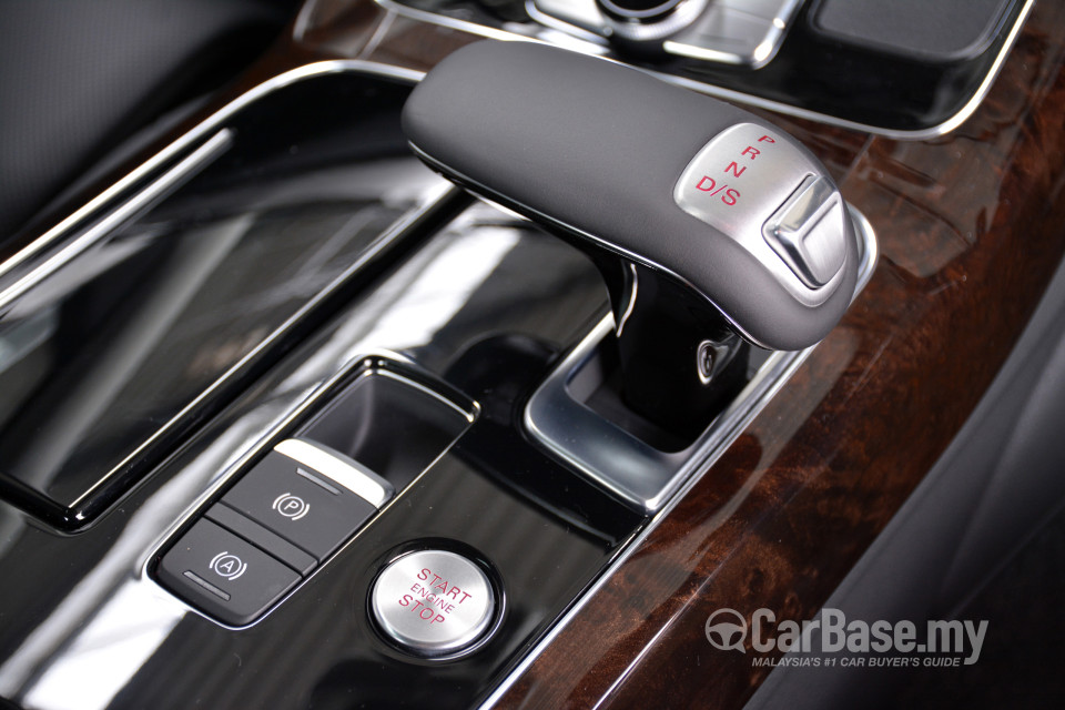 Audi A8 D4 Facelift (2014) Interior