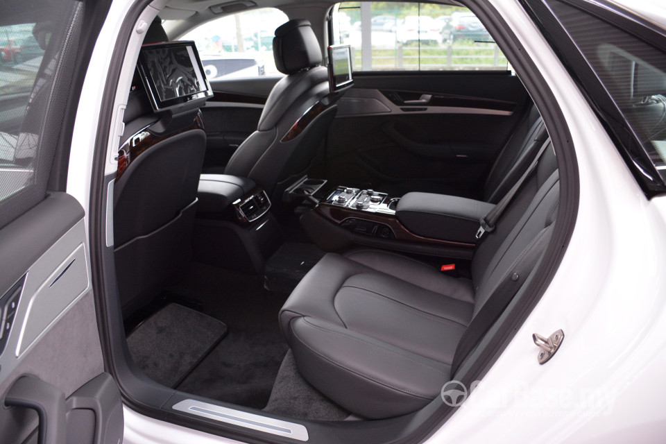 Audi A8 D4 Facelift (2014) Interior