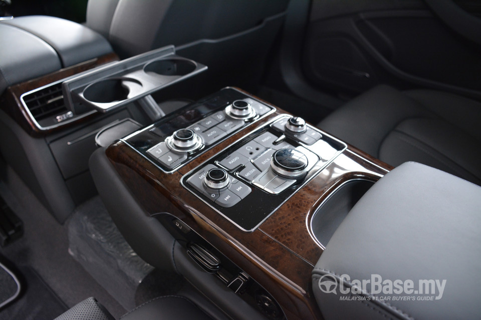 Audi A8 D4 Facelift (2014) Interior